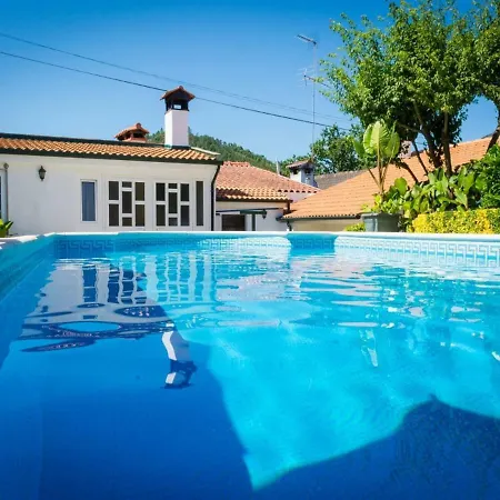 Mystay - Casa Com Piscina Em